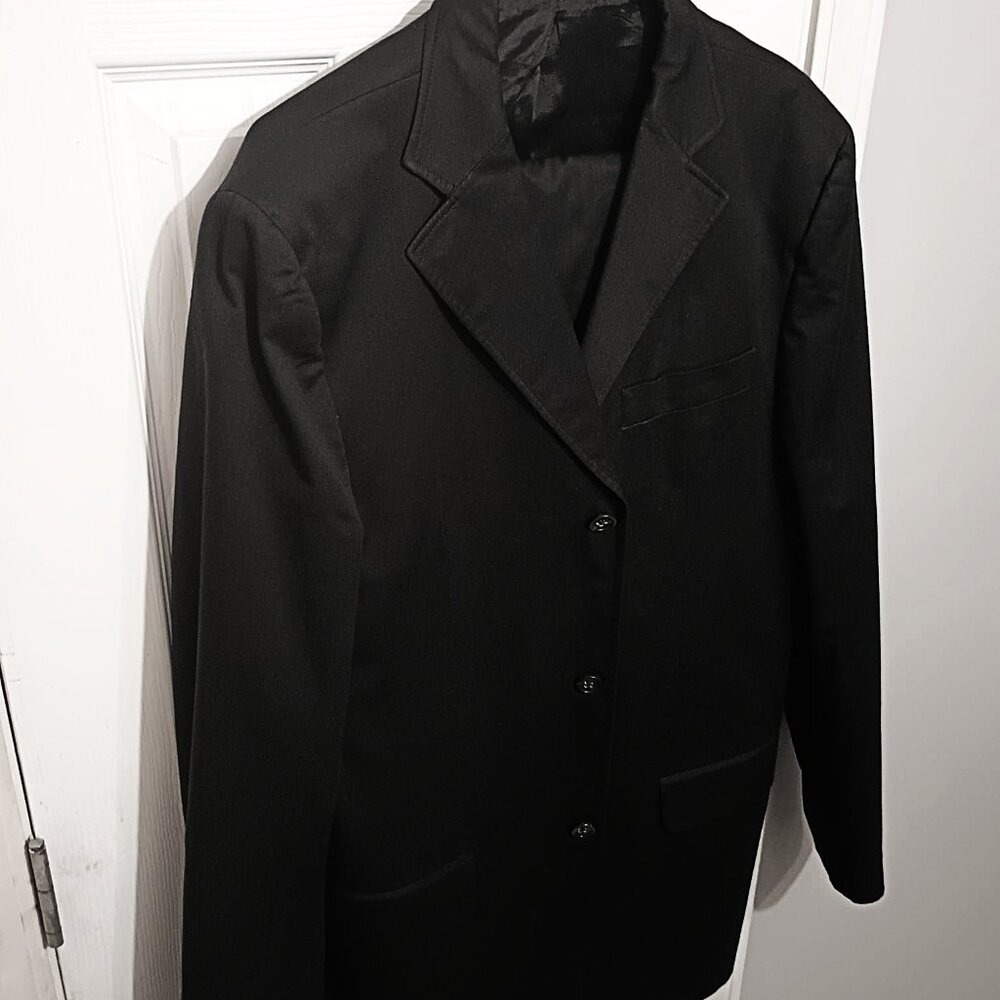 Banana Republic Black Suit Jacket
2 pieces